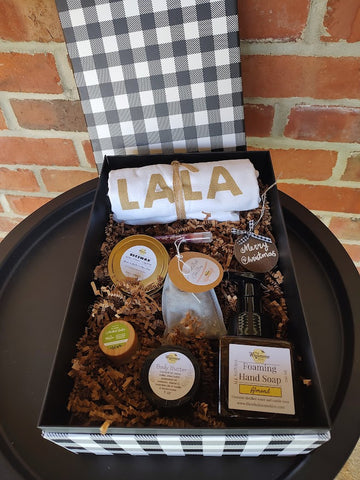Buffalo Check Fa La La La La Gift Box